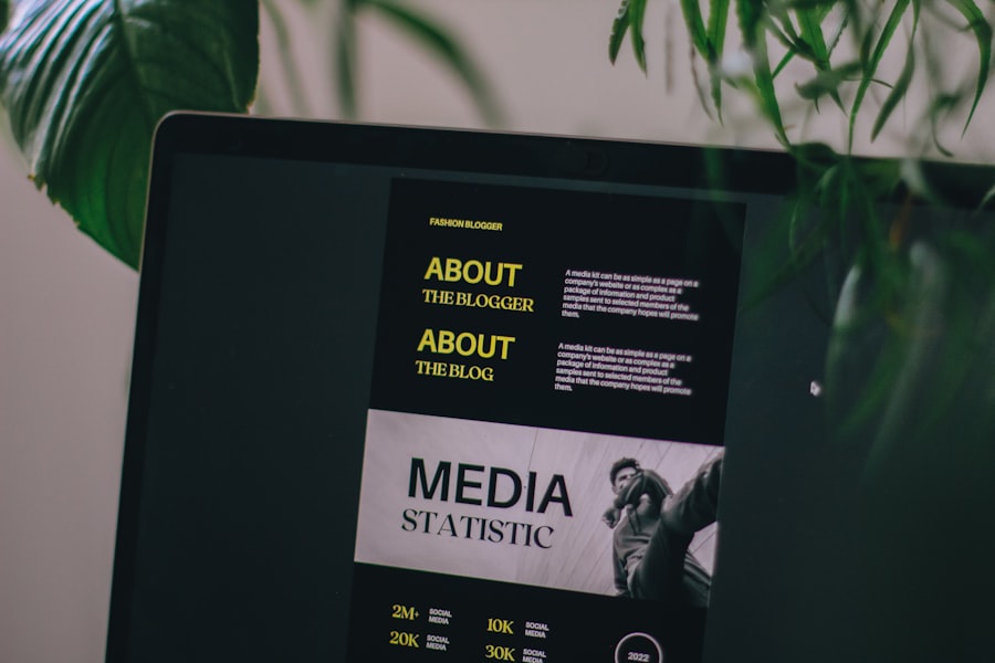 Photo About Us page